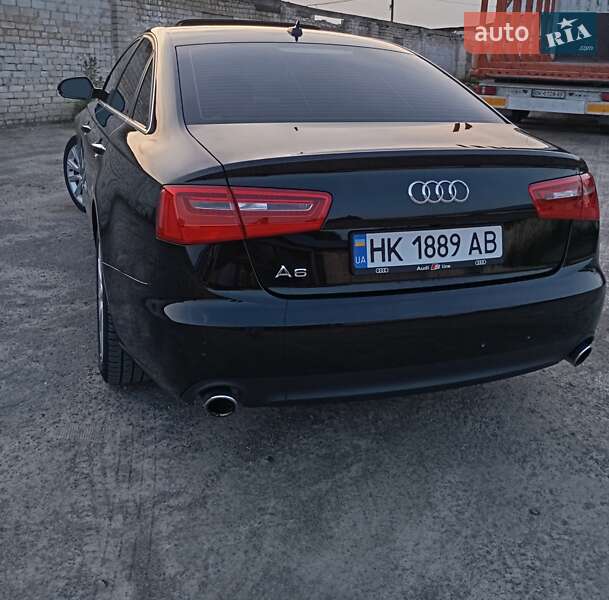 Седан Audi A6 2012 в Сарнах