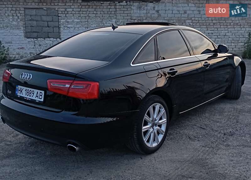 Седан Audi A6 2012 в Сарнах