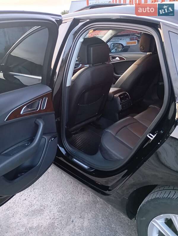 Седан Audi A6 2012 в Сарнах