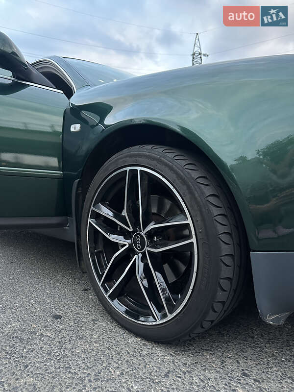 Седан Audi A6 2000 в Одессе