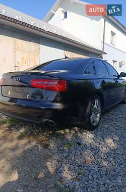 Седан Audi A6 2012 в 