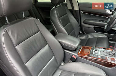 Седан Audi A6 2010 в 