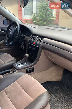 Седан Audi A6 1999 в 