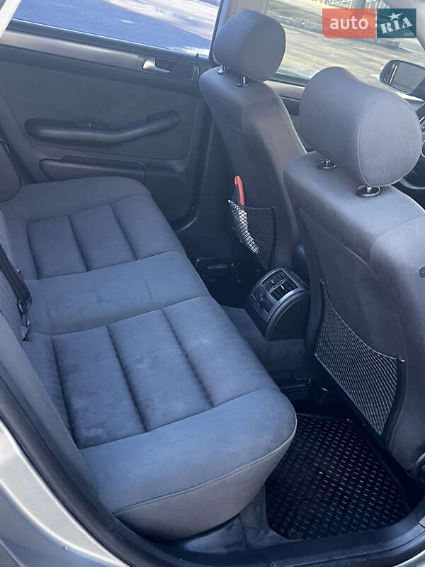Универсал Audi A6 2004 в Конотопе