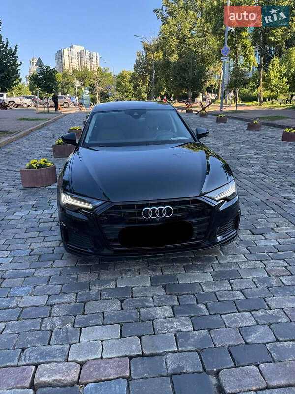 Седан Audi A6 2019 в 