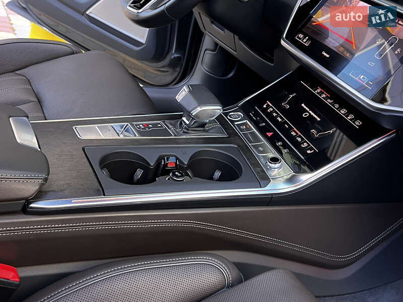 Седан Audi A6 2019 в Одессе
