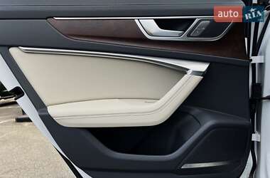 Седан Audi A6 2019 в 