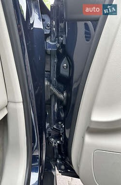Седан Audi A6 2010 в 