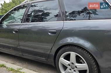 Универсал Audi A6 2004 в 