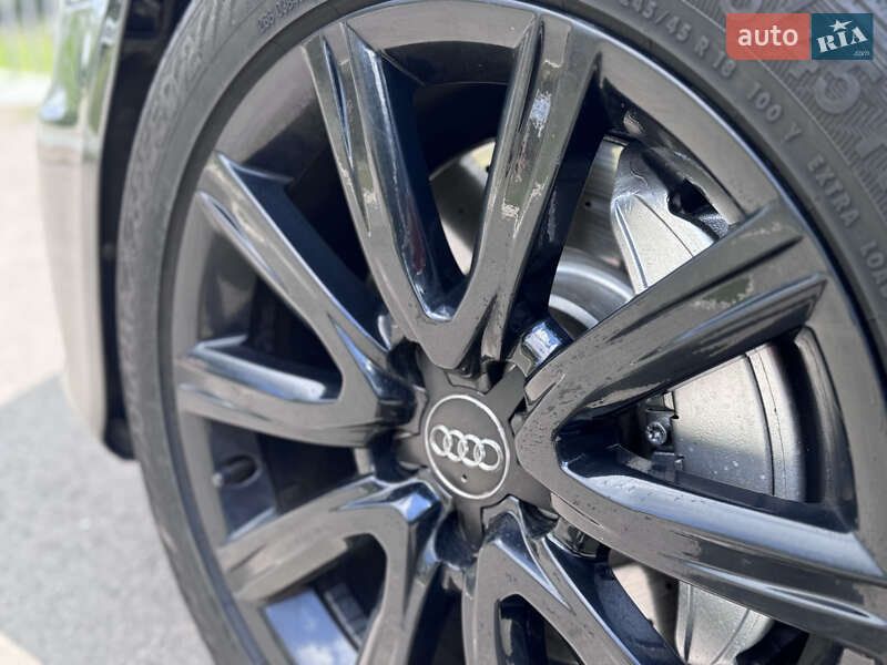 Седан Audi A6 2011 в Краснограде