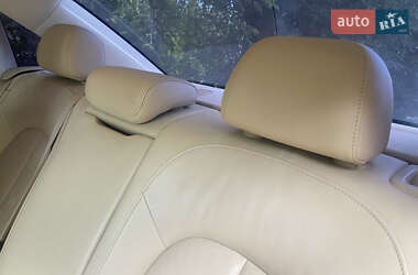 Седан Audi A6 2014 в 