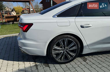 Седан Audi A6 2019 в 