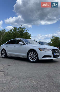 Седан Audi A6 2013 в 