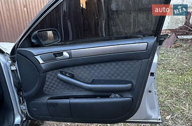 Седан Audi A6 2003 в 