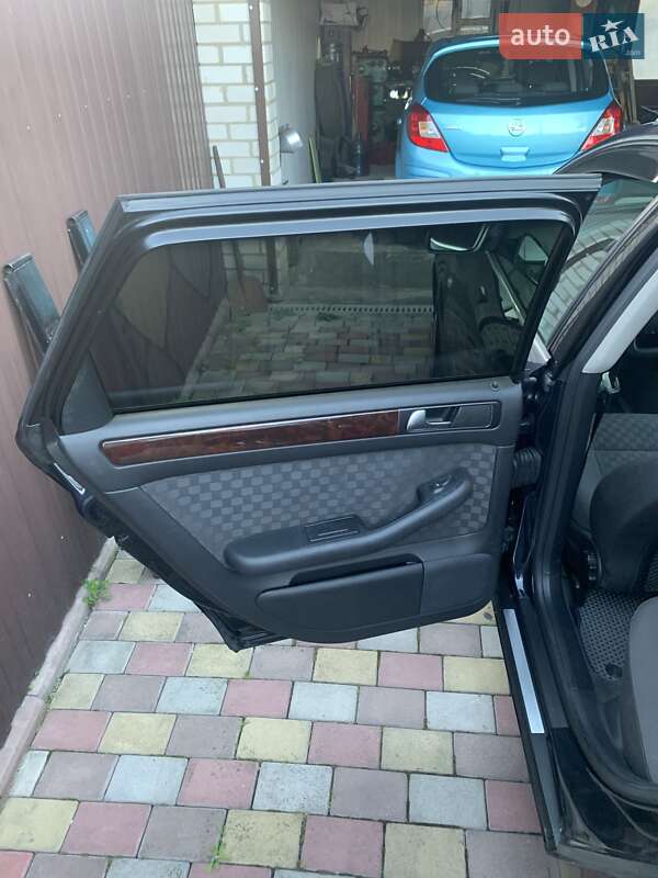 Универсал Audi A6 2004 в Киеве