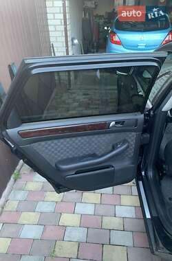 Универсал Audi A6 2004 в 