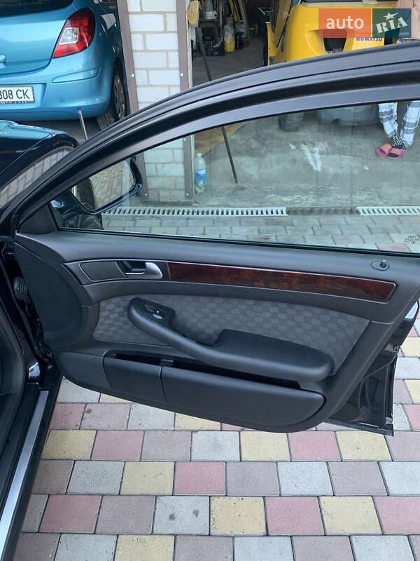 Универсал Audi A6 2004 в Киеве