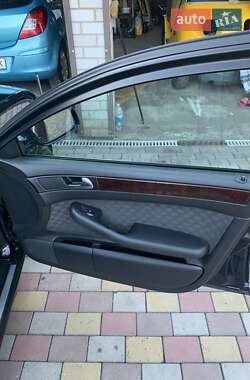 Универсал Audi A6 2004 в 
