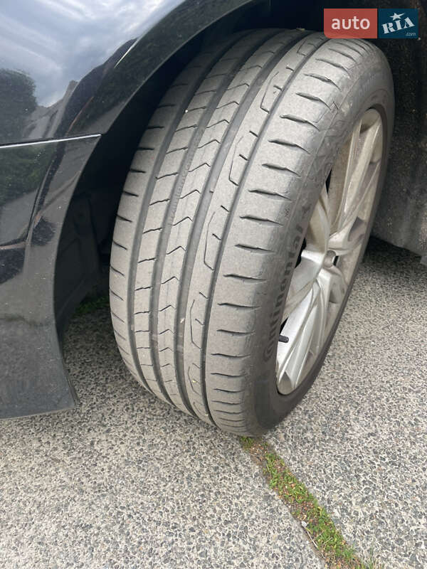 Седан Audi A6 2012 в Киеве