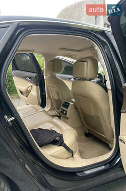 Седан Audi A6 2012 в 