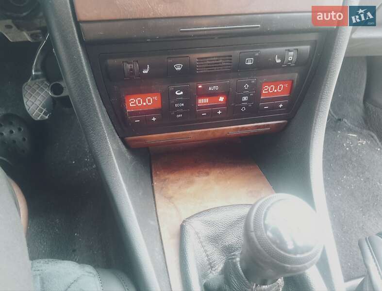 Седан Audi A6 1998 в Радивилове