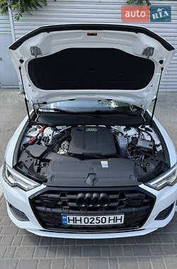 Седан Audi A6 2023 в 