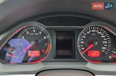 Седан Audi A6 2004 в 