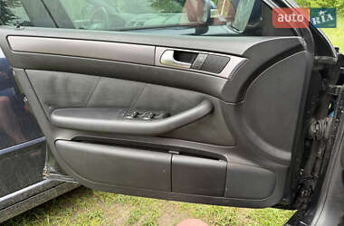 Седан Audi A6 2003 в 