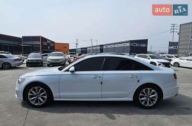 Седан Audi A6 2015 в 