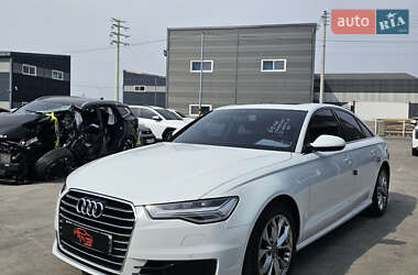 Седан Audi A6 2015 в 