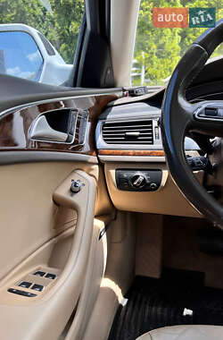 Седан Audi A6 2015 в 