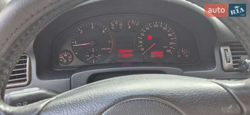 Универсал Audi A6 1998 в Ирпене