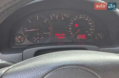 Универсал Audi A6 1998 в 