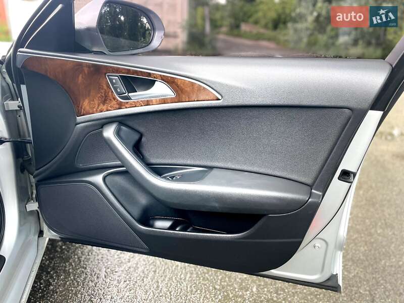 Седан Audi A6 2014 в Киеве