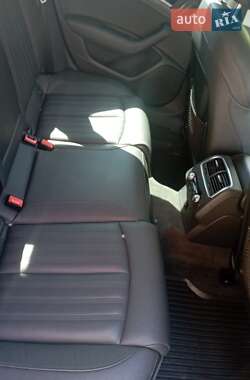 Седан Audi A6 2012 в 