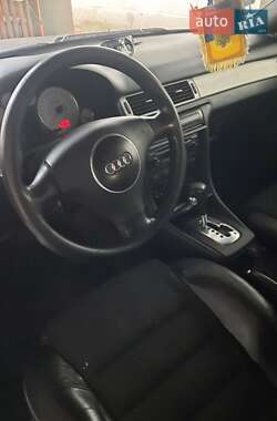 Универсал Audi A6 2004 в 