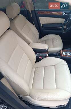 Универсал Audi A6 2002 в 