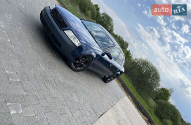 Седан Audi A6 2000 в 