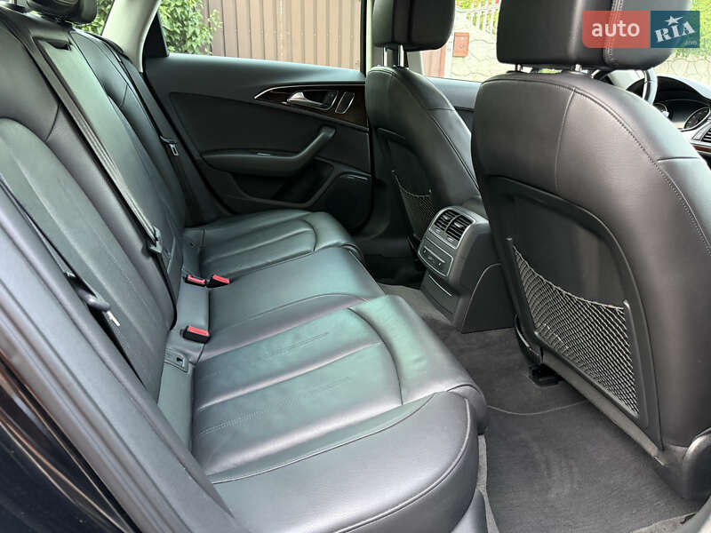 Седан Audi A6 2015 в Киеве