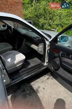 Седан Audi A6 1995 в 