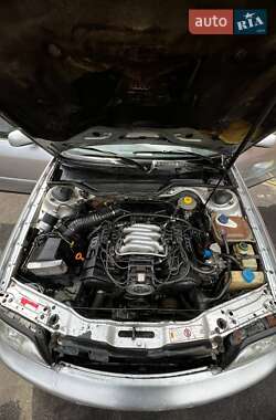 Седан Audi A6 1995 в 