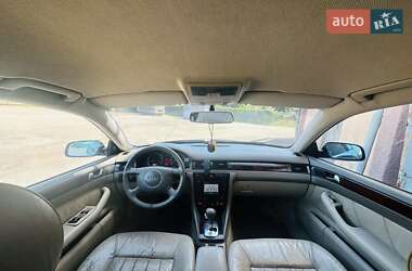 Седан Audi A6 2002 в 