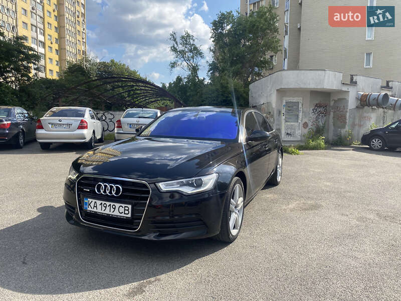 Седан Audi A6 2013 в 