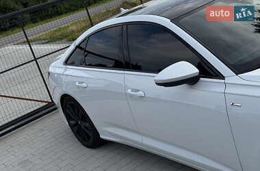 Седан Audi A6 2018 в 