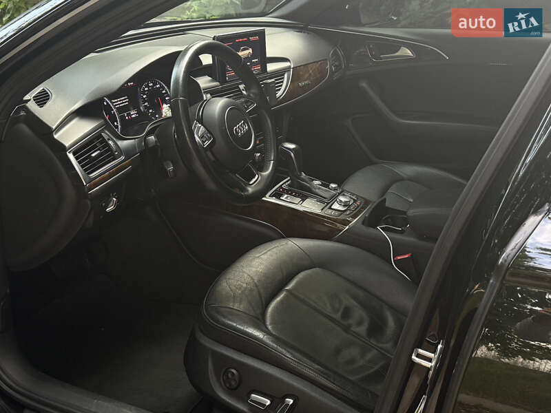Седан Audi A6 2015 в Киеве