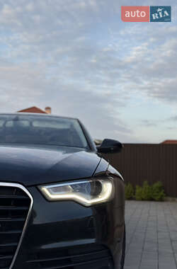 Седан Audi A6 2014 в 