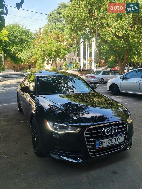 Седан Audi A6 2013 в 