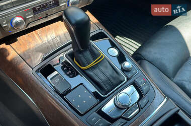 Седан Audi A6 2014 в 