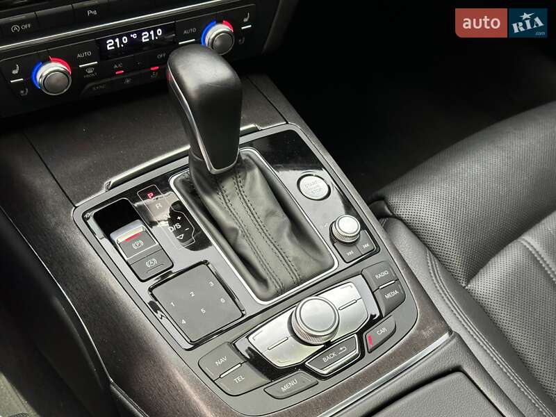 Седан Audi A6 2015 в Киеве