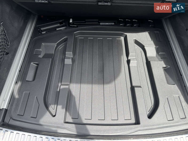 Универсал Audi A6 2019 в Киеве